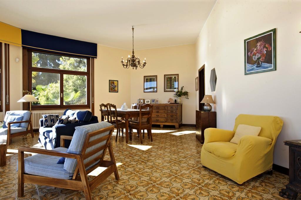 Villa Camelia Verbania Exterior photo